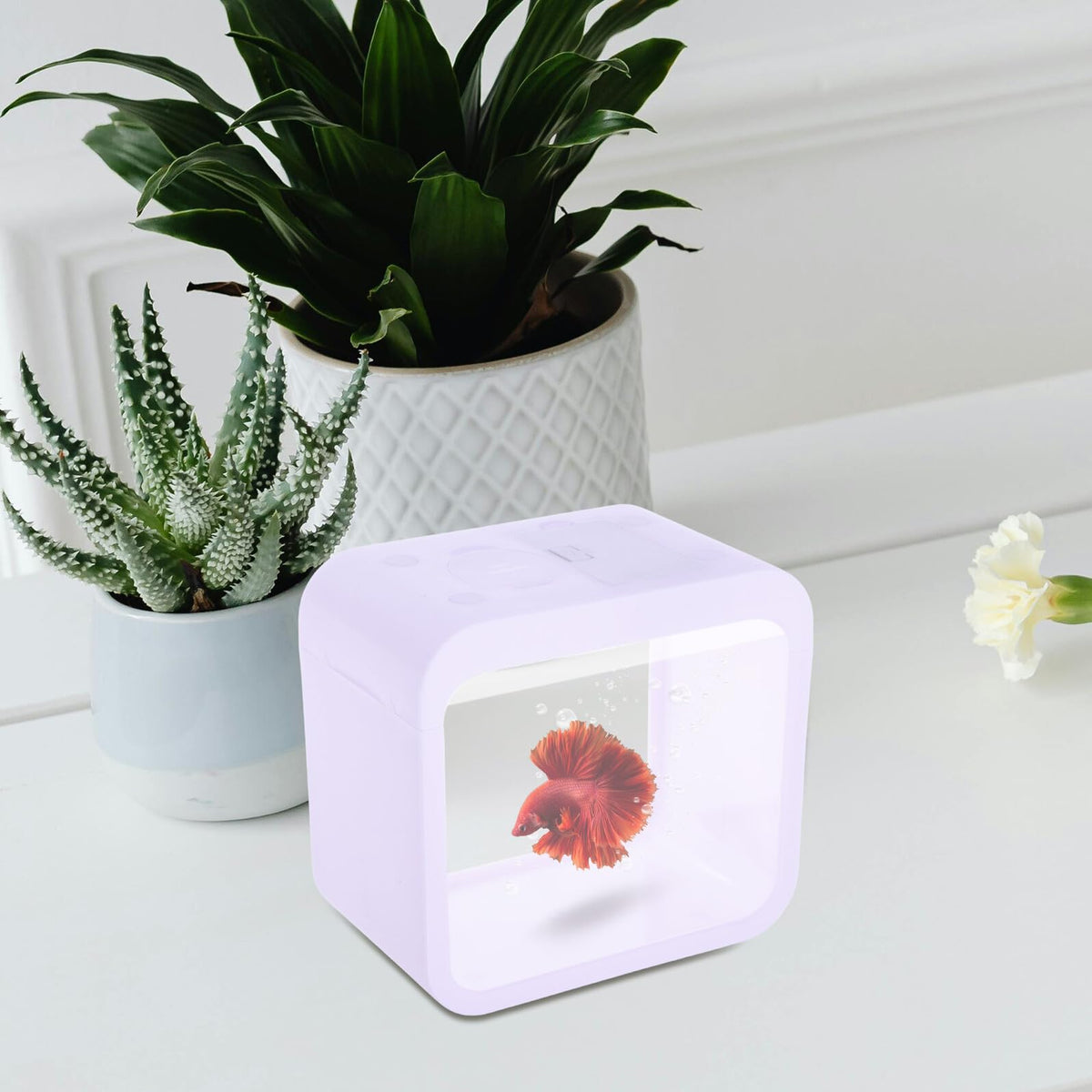 Mini Betta Fish Tank with LED Light Portable Plastic Desktop Aquarium Cube Y63942