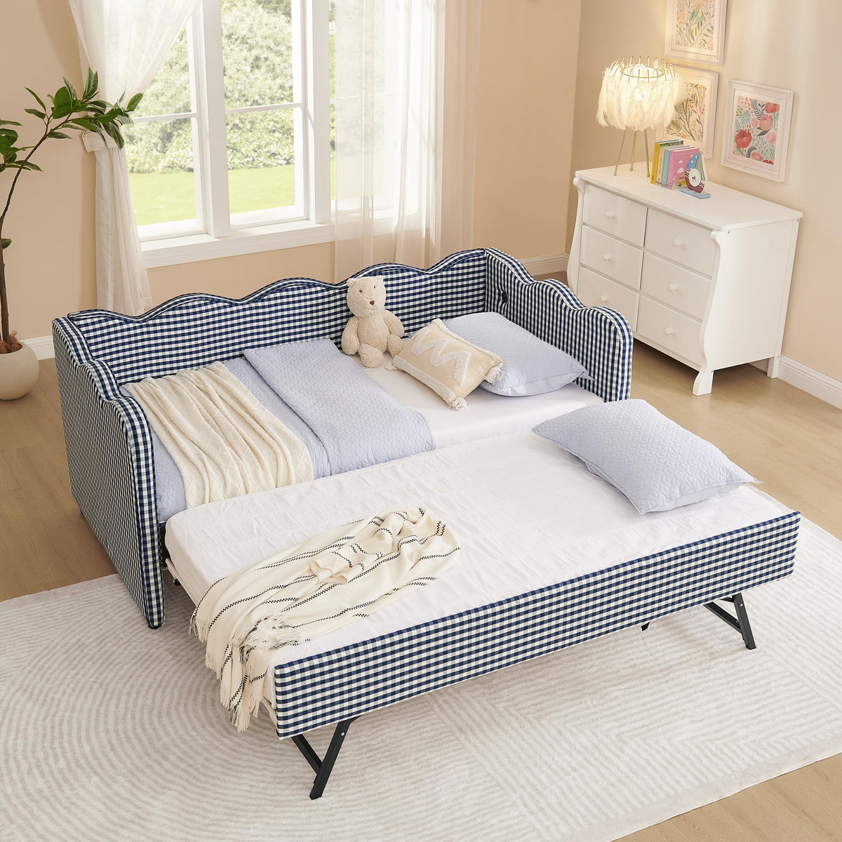 Twin Linen Upholstered Daybed with Pop Up Trundle and USB Port D2774