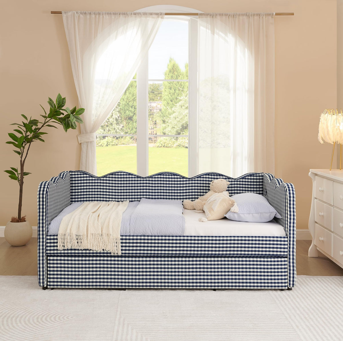 Twin Linen Upholstered Daybed with Pop Up Trundle and USB Port D2774