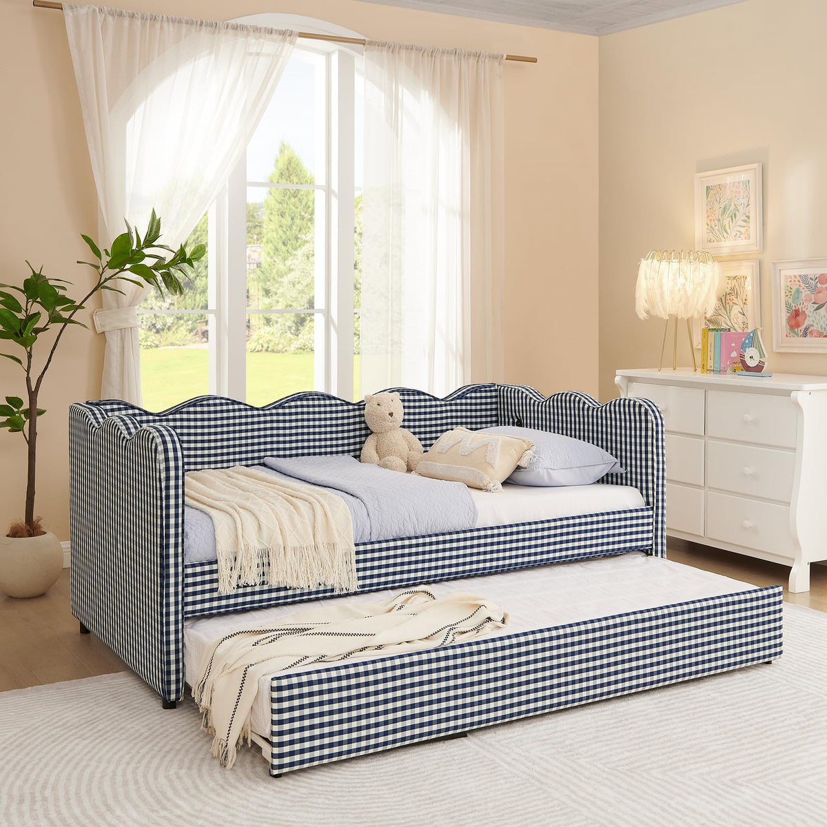 Twin Linen Upholstered Daybed with Pop Up Trundle and USB Port D2774